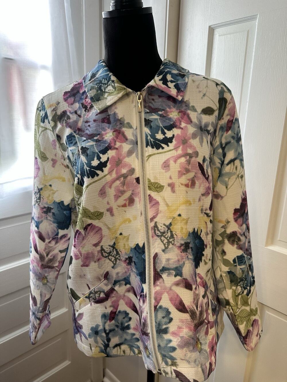 Christopher&Banks Jacket Lightweight Zip Front Pastel Floral Petite Large Career